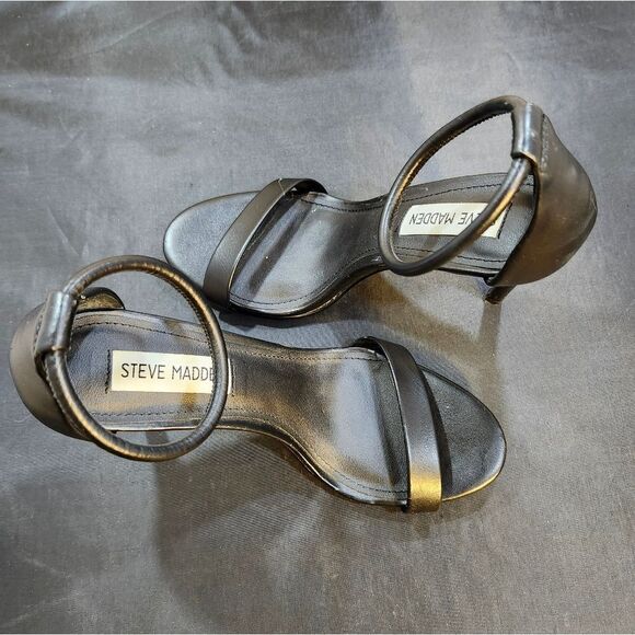 STEVE MADDEN ALMOND TOE ANKLE STRAP SANDAL - Picture 13 of 15